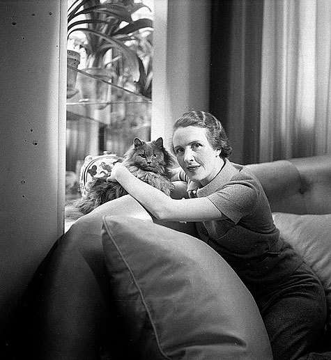 Благодаря дочери Жанны Ланвен Мари-Бланш на свет появились духи Arpege.