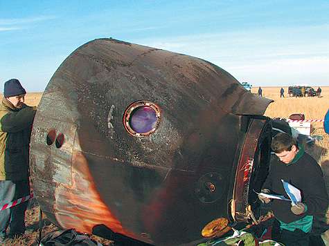 Капсула приземлилась. Что же было на орбите?