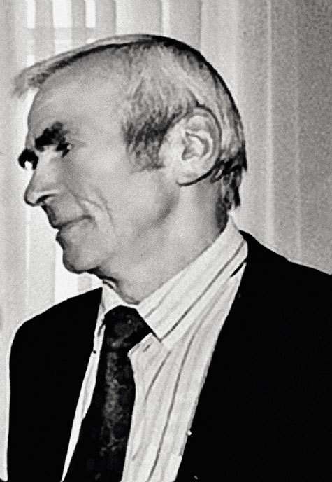 Владимир Котелкин связал между собой Людмилу Зыкину и Аллу Демидову. Владимир Котелкин связал между собой Людмилу Зыкину и Аллу Демидову.