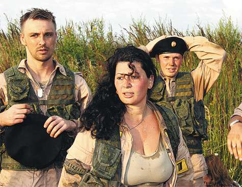 Мария Ирмияу — одна из немногих женщин на проекте, и уж совсем единственная из них, кому удалось до этого послужить в настоящей армии. Фото: Руслан Рощупкин.