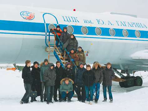 Центр подготовки космонавтов имени Юрия Гагарина (Звездный городок) находится в закрытом военном городке, расположенном в 25 км к северо-востоку от Москвы, в Щёлковском районе Московской области.