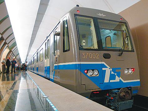 Метро спешит за МКАД