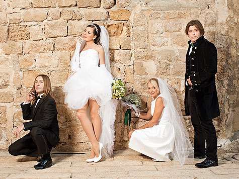 Свадьбу солисты группы Би-2 решили сыграть в один день. Фото: пресс-служба группы Би-2, Любовь Шеметова/журнал Hello, Personastars