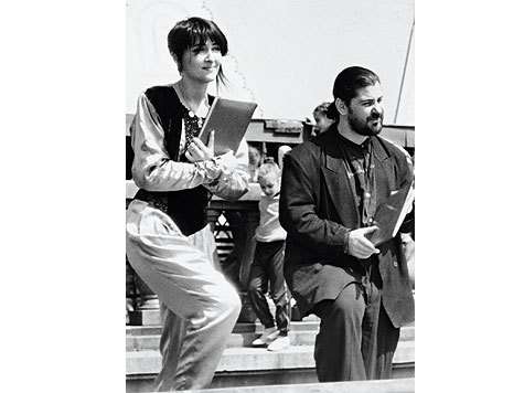 Лола и Саша были партнерами и в жизни, и на сцене почти пятнадцать лет. Фото: Борис Кремер, Анатолий Ломохов, дирекция общественных связей первого канала, ИТАР-ТАСС, Валерий Левитин/ИД «Коммерсантъ», Евгений Матвеев/russian look, personastars, photoxpres