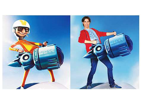 Марк Тишман озвучивает в кино молодого злодея, который пытается прославиться за счет средств отца-банкира. Артист признался, что рад отрицательной роли, поскольку обычно режиссеры видят в нем исключительно положительного героя.