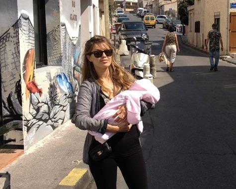 Виктория Боня выложила первое фото дочки