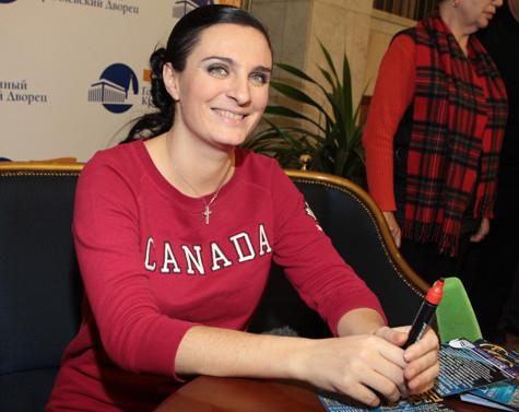 Елена Ваенга потеряла голос