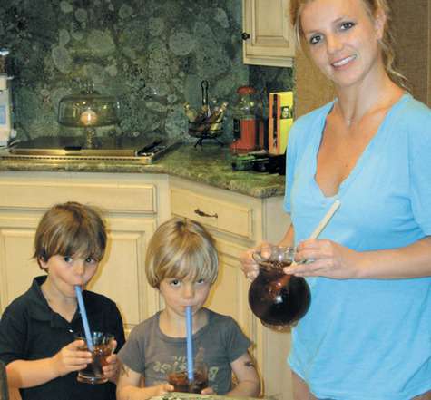 Фото с официального блога певицы.