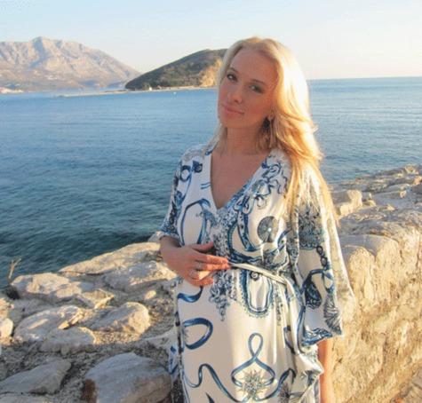 Роды Анны Дубовицкой в Америке отменили воры