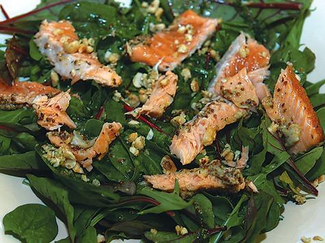 Теплый салат с семгой