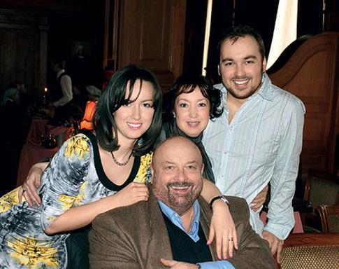 Вячеслав Войнаровский: «Внук — большое счастье для меня»