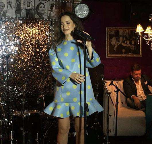 Виктория Дайнеко забыла слова собственной песни. Фото: Instagram.com/victoriadaineko.