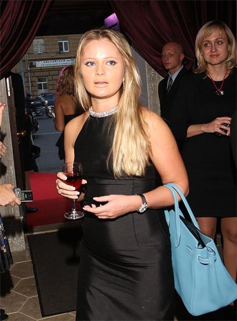 Дана Борисова вновь бросила жениха