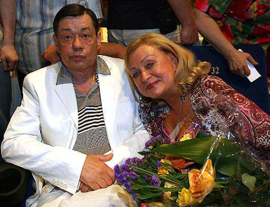 Николай Краченцов с женой Людмилой. Фото: Fotodom.ru.
