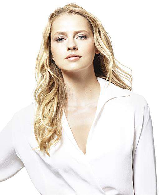 Тереза Палмер.