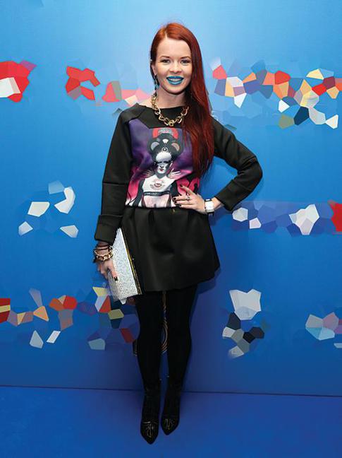 Певица Белка стала провинциальным фриком