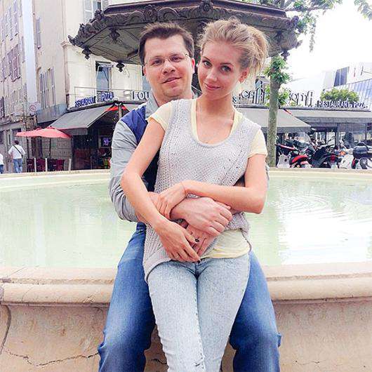 Кристина Асмус и Гарик Харламов. Фото: Instagram.com (@asmuskristina).