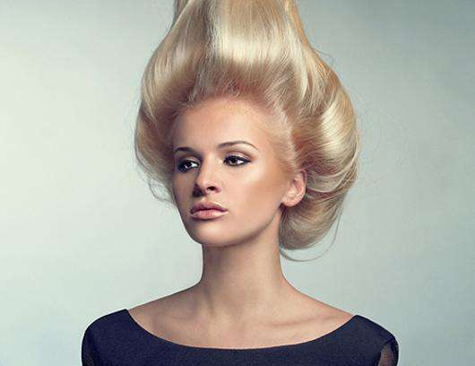 Густая и пышная шевелюра ассоциируется с роскошью. Фото: Fotolia/PhotoXPress.ru.