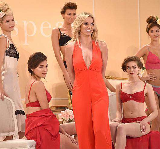 Бритни Спирс представила свою линию нижнего белья в Европе. Фото: Instagram.com/britneyspears.