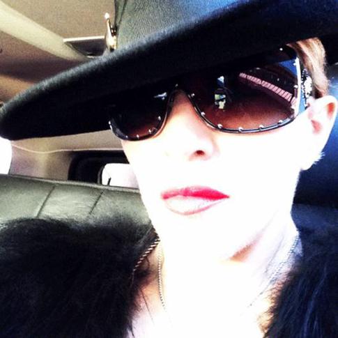 Мадонна совсем обленилась