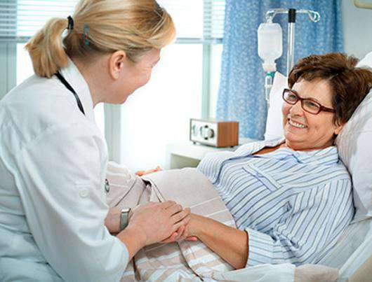 По статистике, женщины чаще обращаются к врачу за помощью. Фото: Fotolia/PhotoXPress.ru.