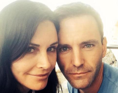 Кортни Кокс объявила о помолвке