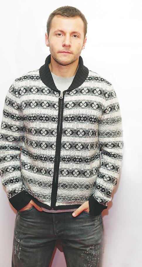 Вячеслав Манучаров живет с мамой