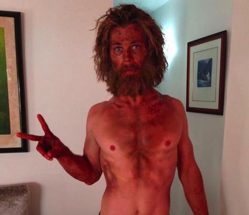 Звезда фильмов «Тор» и «Мстители» Крис Хемсворт довел себя до истощения