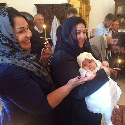 Надежда Бабкина на крещении младшей внучки Марфы. Фото: Instagram.com/nadezhdababkina.