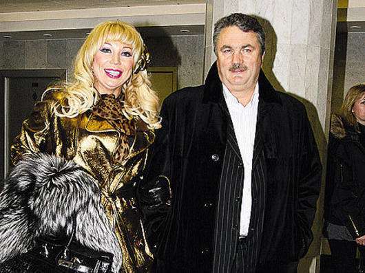 Маша Распутина и ее супруг наконец вместе. 