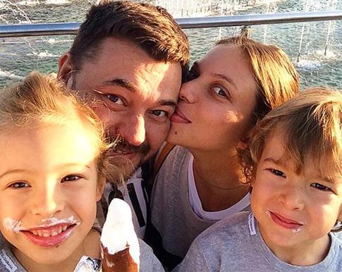 Сергей Жуков — WomanHit: «У меня родился сын Мирон»