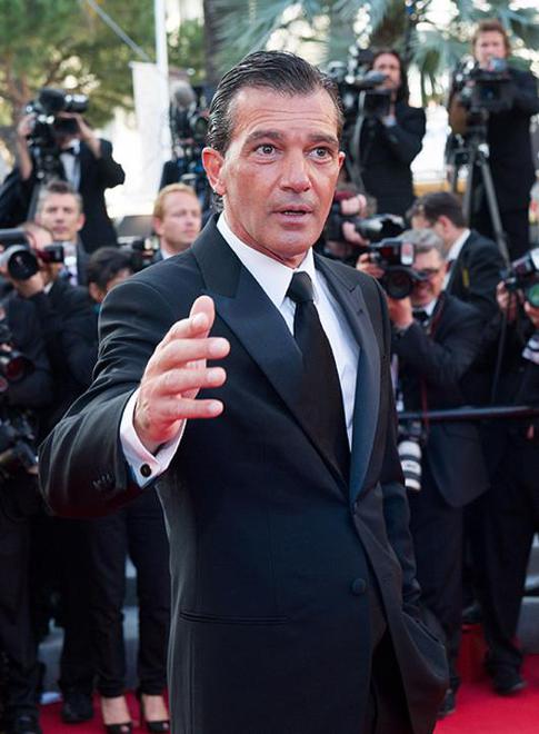 Антонио Бандерас увлекся индианкой