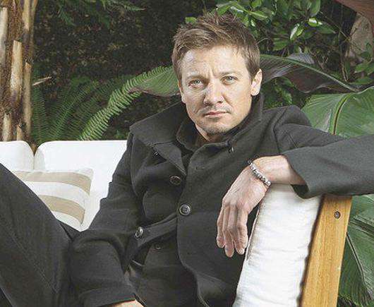 Джереми Реннер . Фото: Facebook.com/Jeremy-Renner.