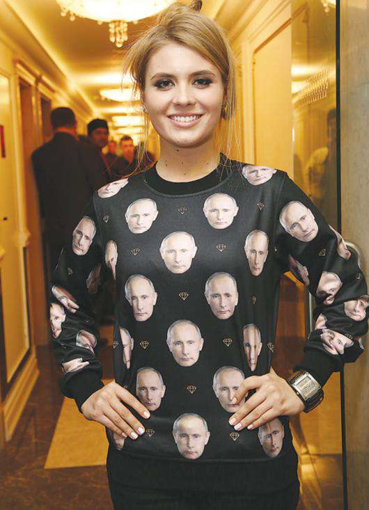 Анна собирается совмещать кинокарьеру за рубежом с музыкальной в России. 