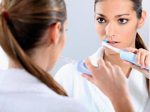 Зуб за зуб: как выбрать электрическую зубную щетку?