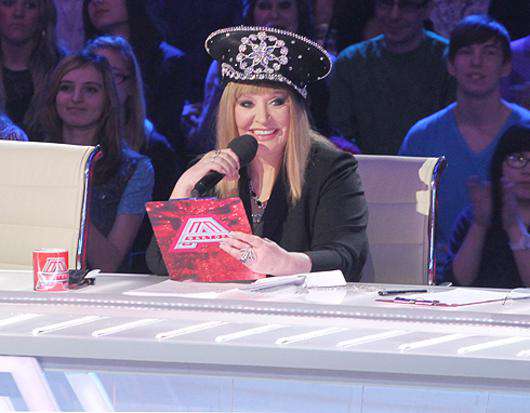 Алла Пугачева.