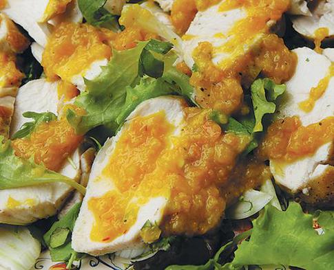 Рецепт дня: салат с курицей, фенхелем и кинзой