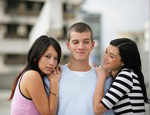 Сны о любовных треугольниках