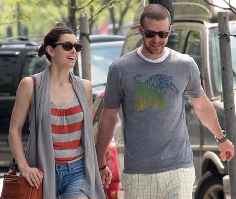 Джессика Биль и Джастин Тимберлейк ищут обручальные кольца