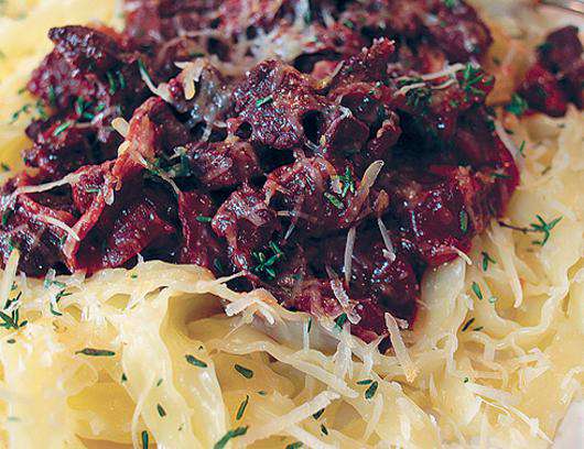 Паста с рагу из дичи. 