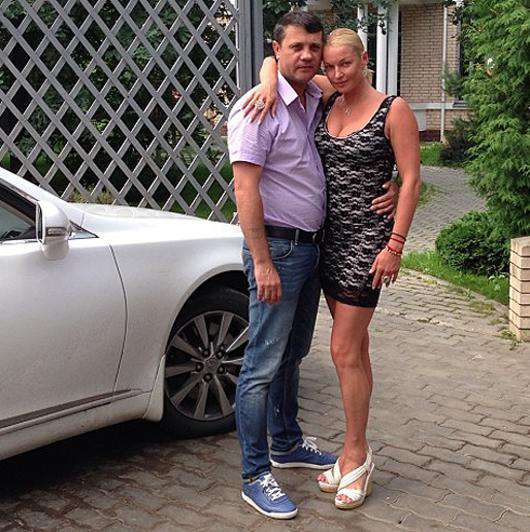 Анастасия Волочкова и Бахтияр Салимов. Фото: Instagram.com.