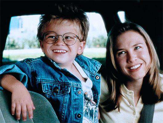 Джонатан Липники и Рене Зелльвегер. Кадр из фильма «Джерри Магуайер».