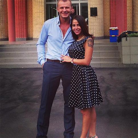 Порнозвезда Елена Беркова снова вышла замуж