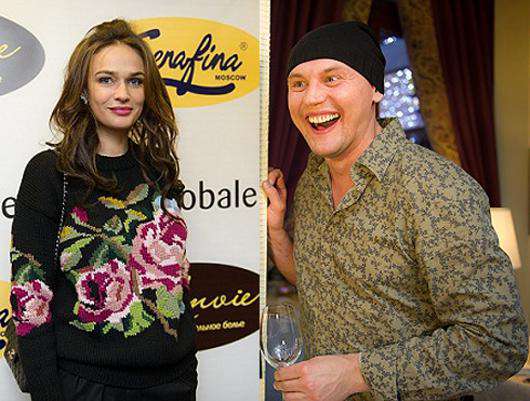 Mahbusning o‘g‘li mast onasini pornografik videoda ko‘rib, qarshilik ko‘rsata olmadi. Viktoriya Bleyzning tomogi qattiq sikiladi