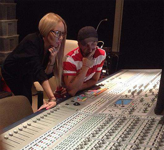 Маша Малиновская занялась вокалом. Фото: Instagram.com/masha_malinovskaya.