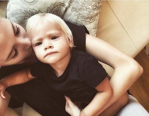 Алена Шишкова вернулась к Тимати