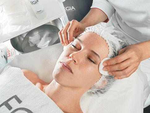 Процедура месяца: выравниваем рельеф кожи