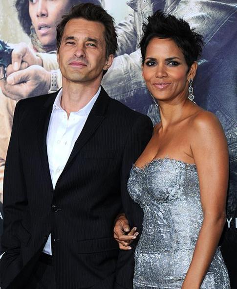 Хэлли Берри ушла от мужа?