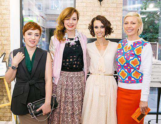 Тутта Ларсен, Таня Геворкян, Анастасия Цветаева и Аврора.