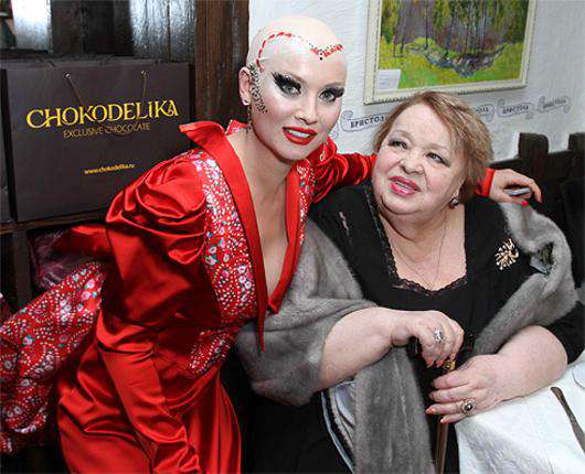 Лена Ленина и Наталья Крачковская.